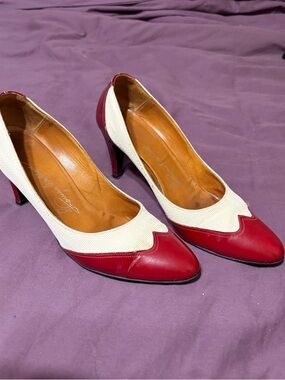 Vintage 60’s-70’s Two-Tone Red and White Pointed Toe Pumps - Women's Heels